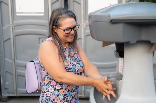Best Best portable toilet rental  in Flatonia, TX